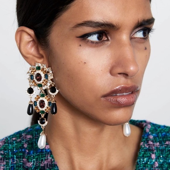 COPY - Earrings - Picture 2 of 4